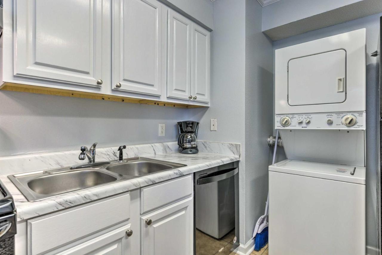 Downtown Gulf Shores Condo - 1 Block To Beach! ภายนอก รูปภาพ